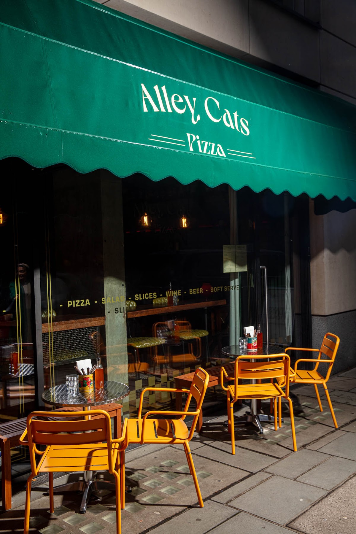 Alley Cats Pizza Chelsea restaurant