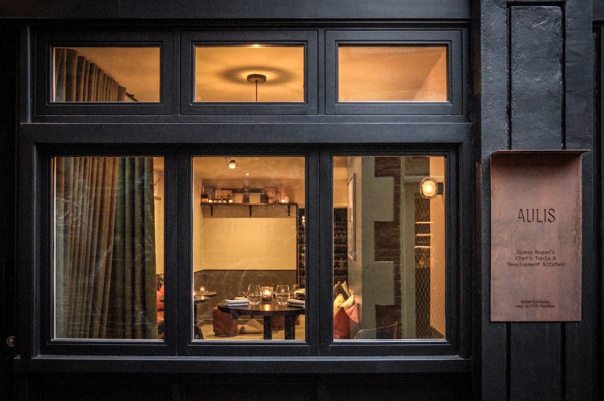 Aulis restaurant