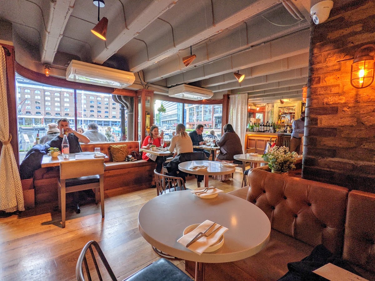 Bravas Tapas restaurant