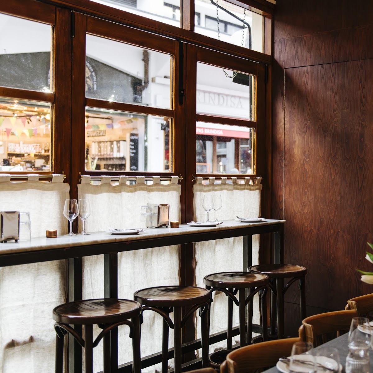 Camille restaurant