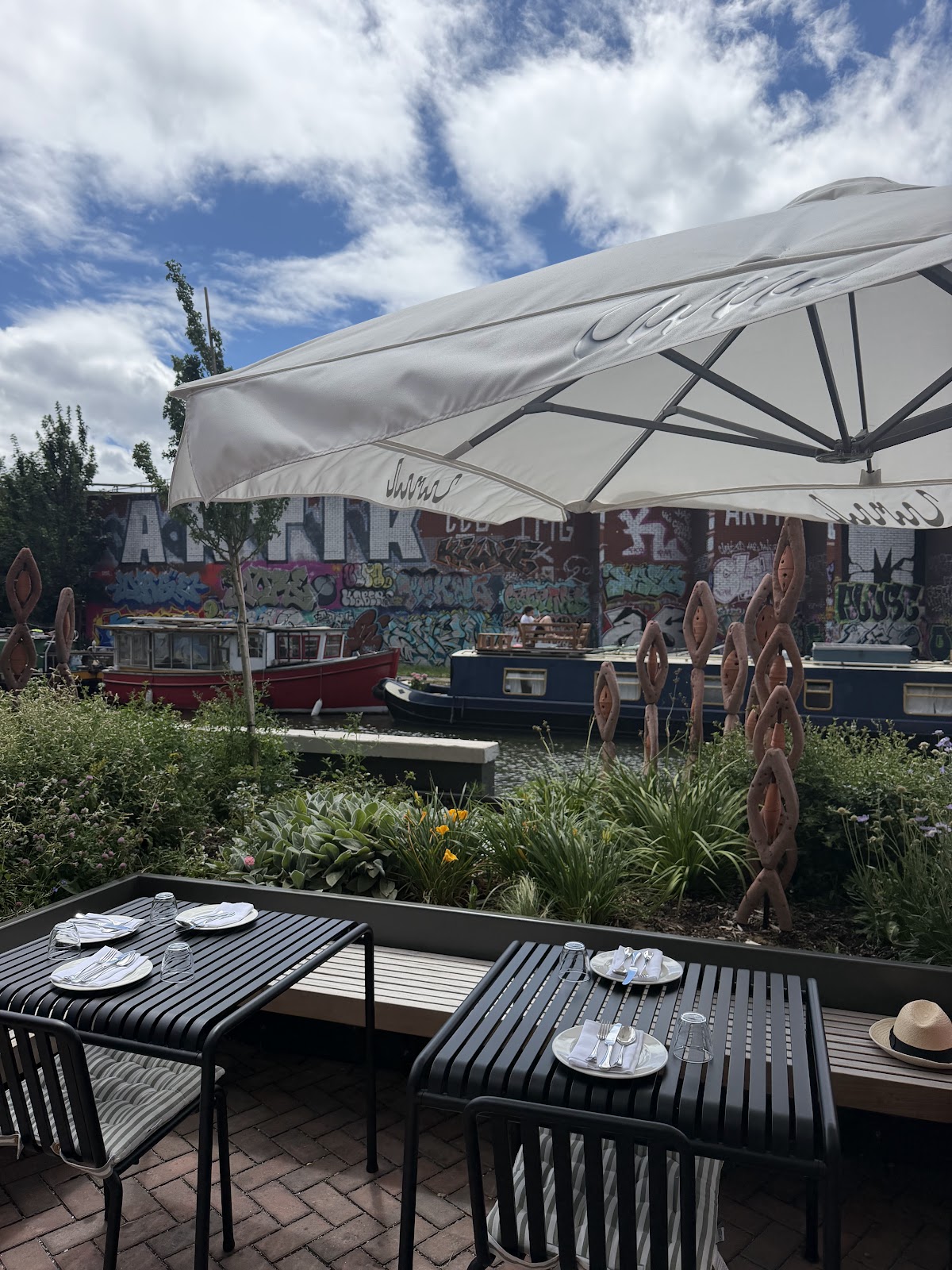 Canal restaurant