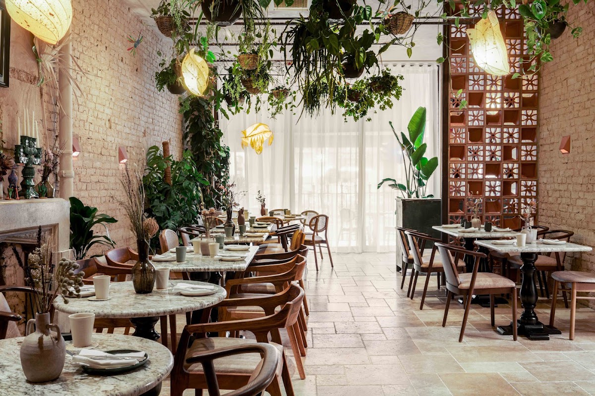 Cavita restaurant