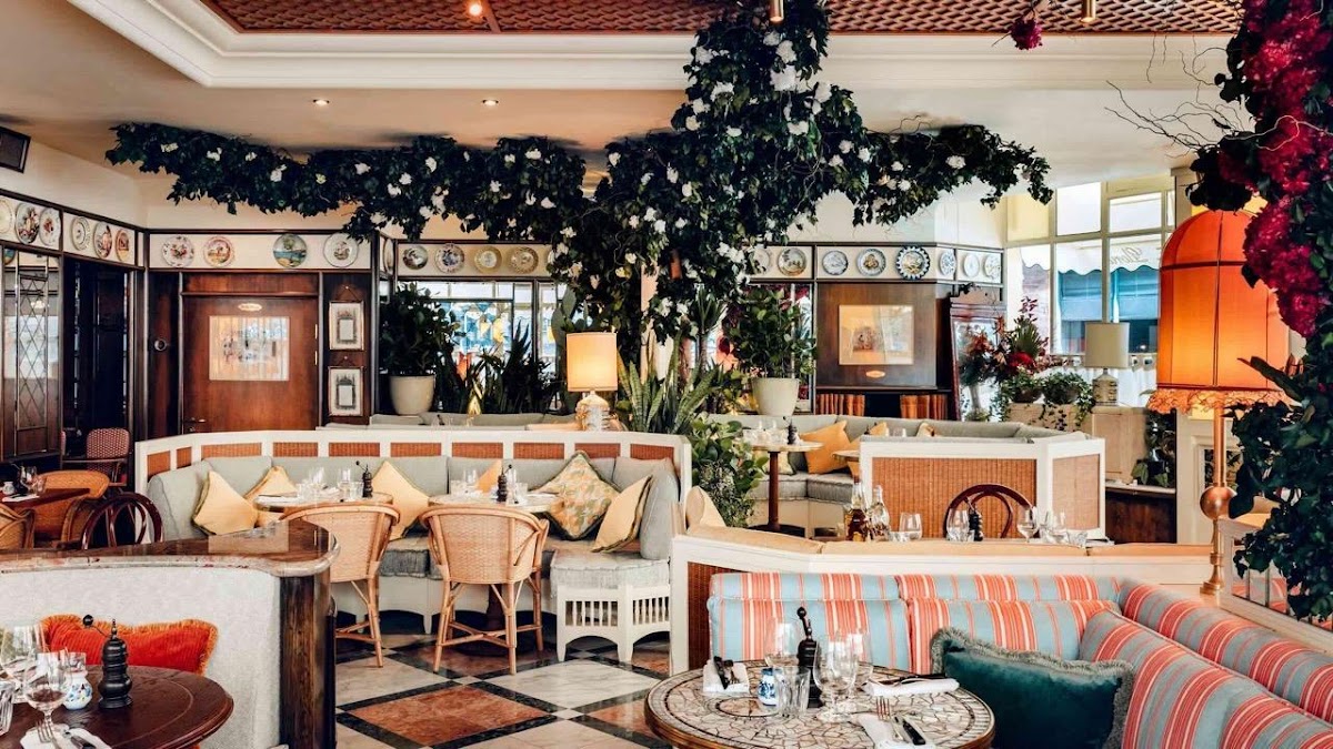 Gloria restaurant