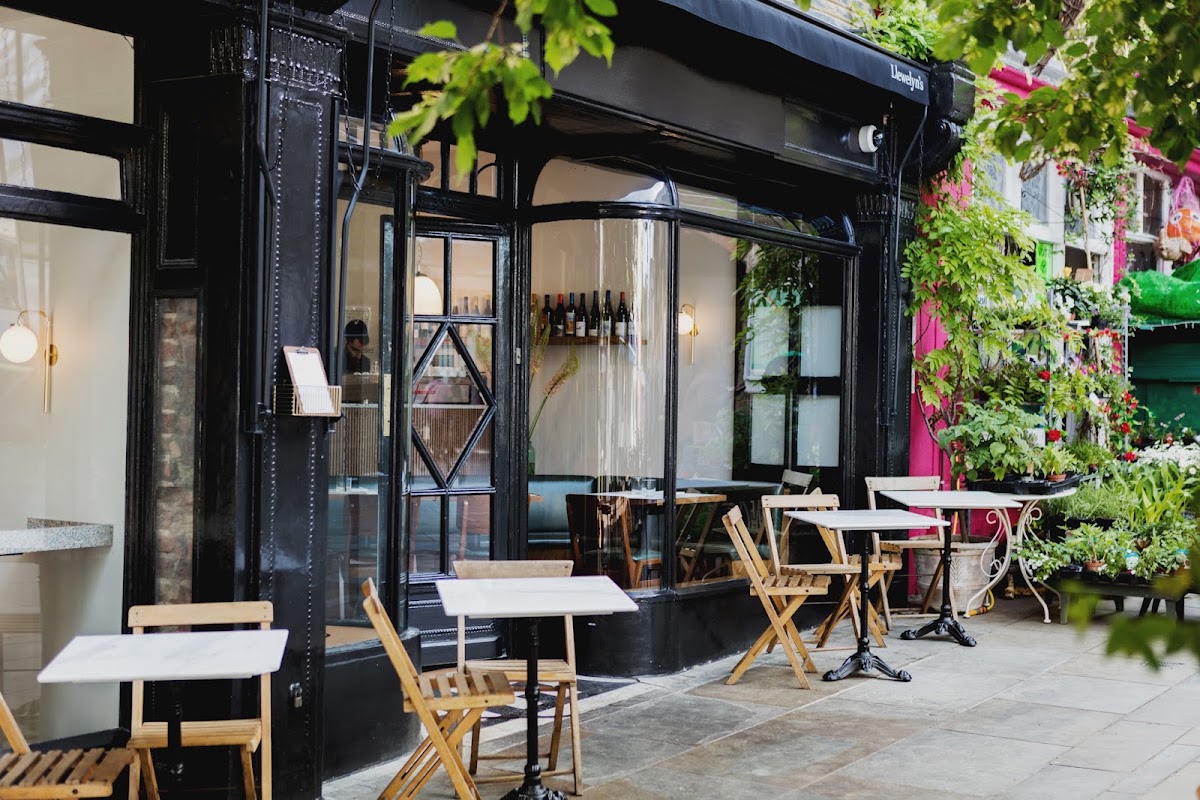 Llewelyn’s restaurant