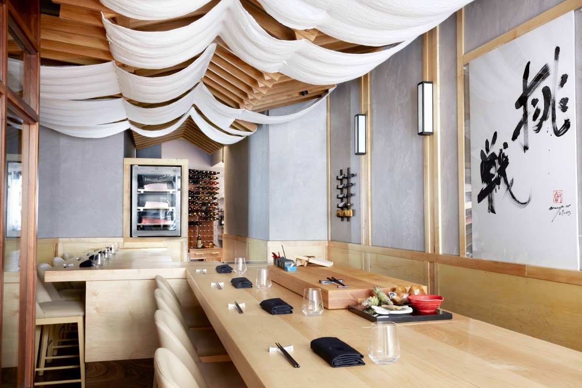 Maru restaurant