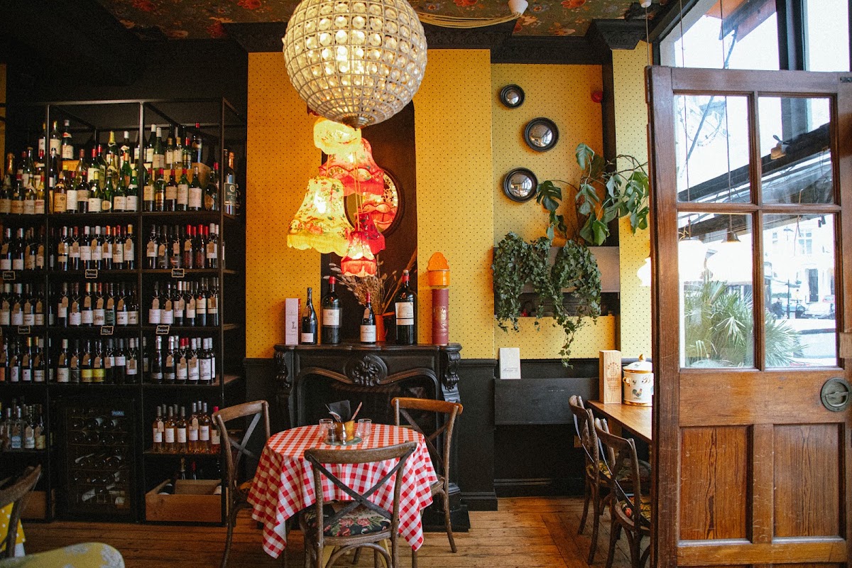 Paulette restaurant