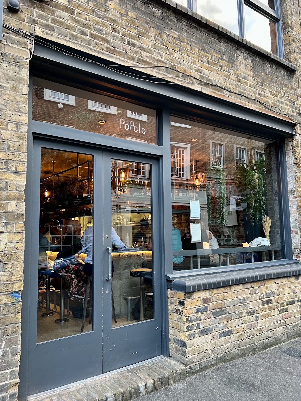Popolo restaurant