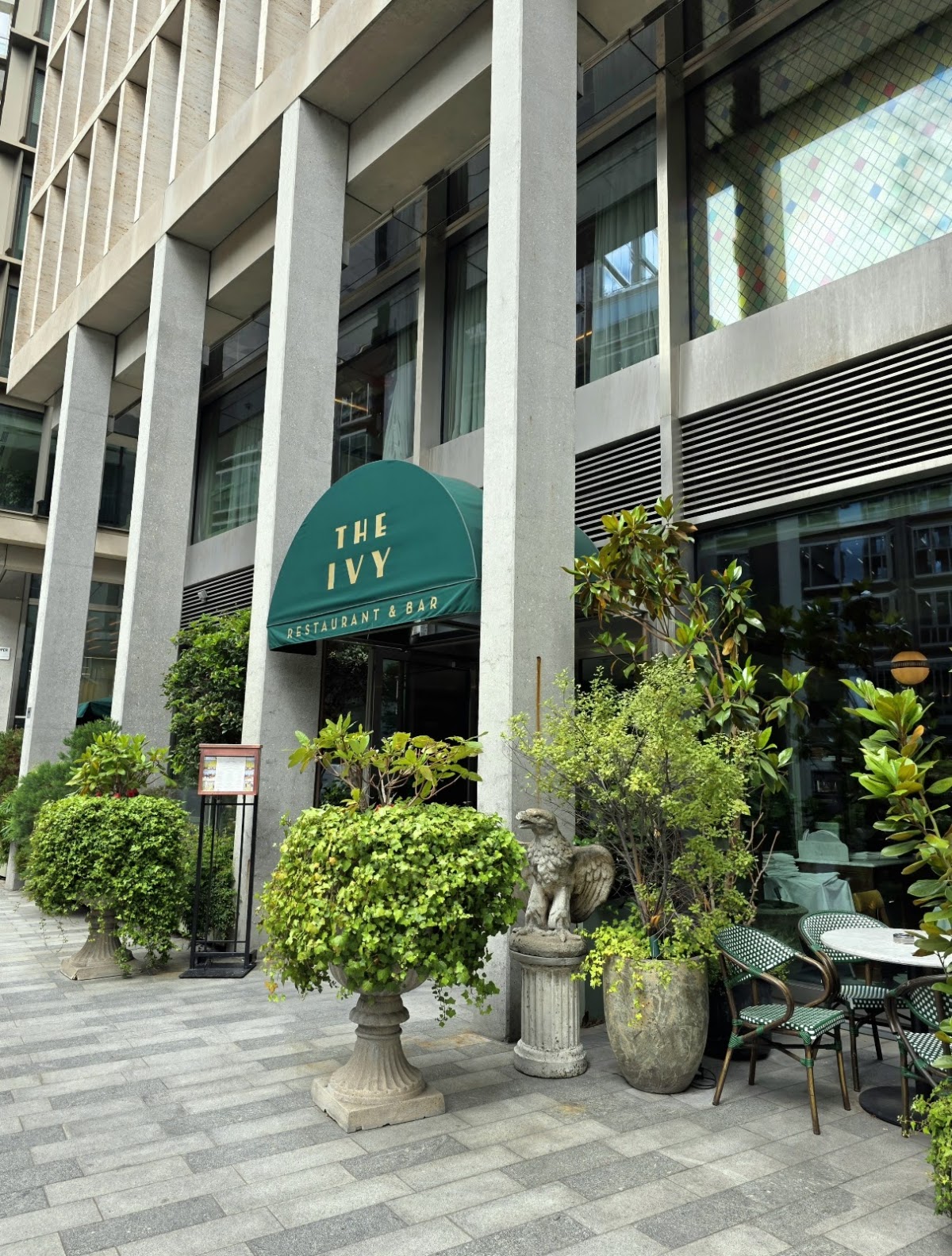 The Ivy Victoria restaurant