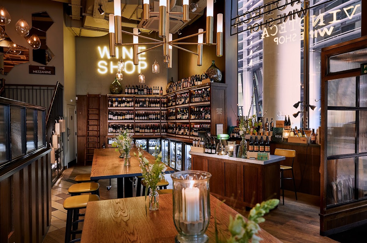 Vinoteca City restaurant