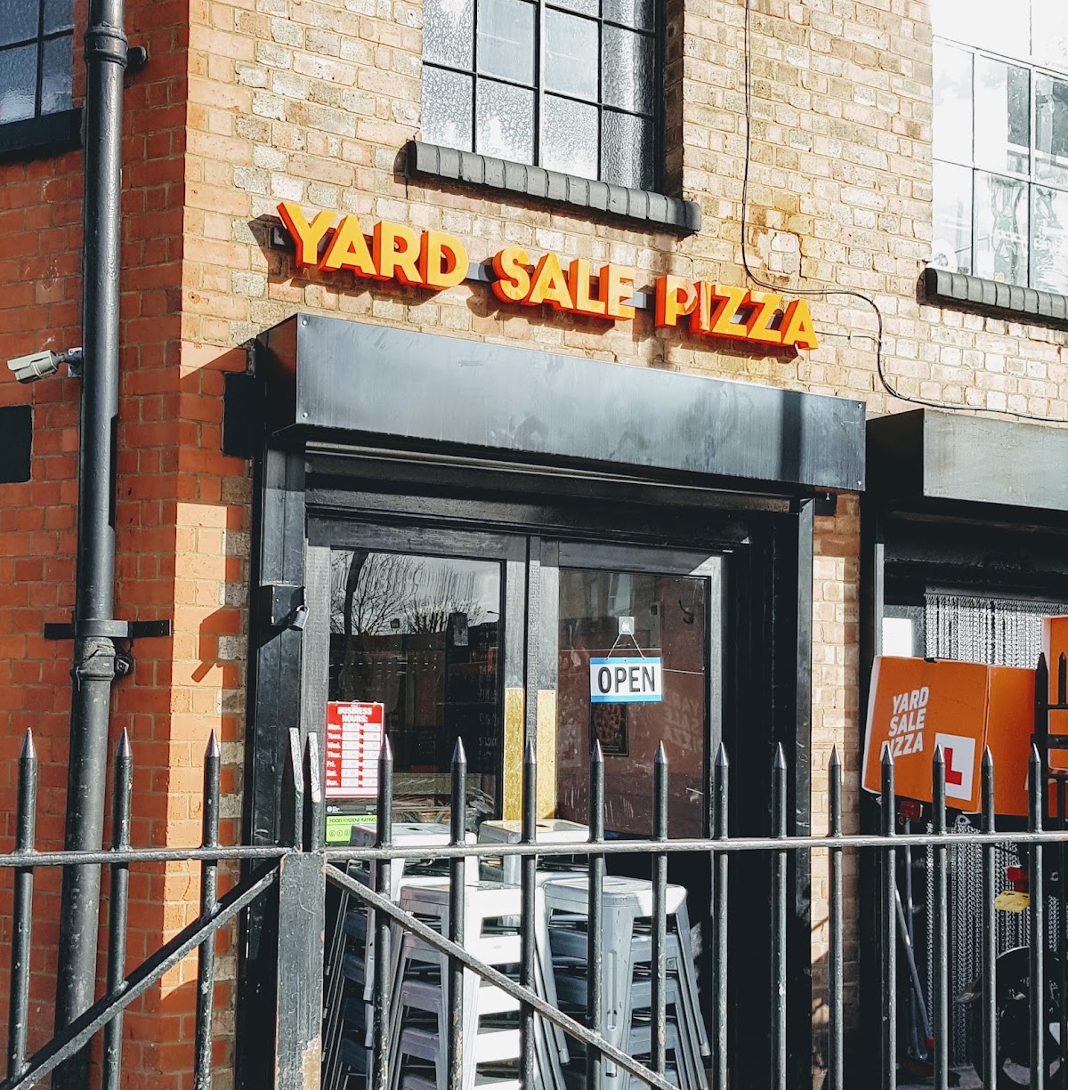 Yard Sale Pizza restaurant